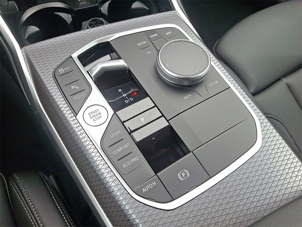 New 2025 BMW 330i xDrive Sedan w/ Premium Package image 10