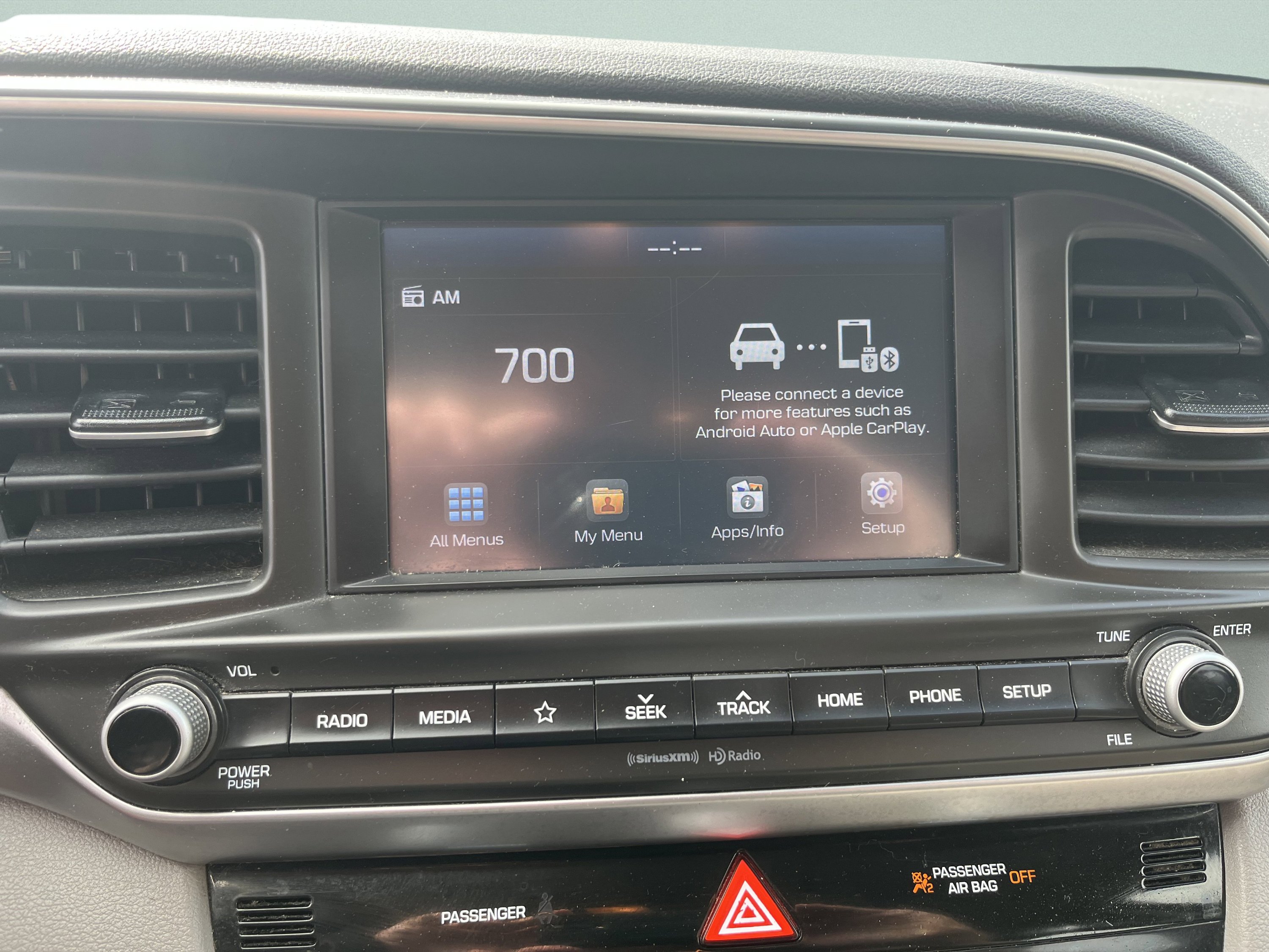 Used 2020 Hyundai Elantra SEL FWD image 14