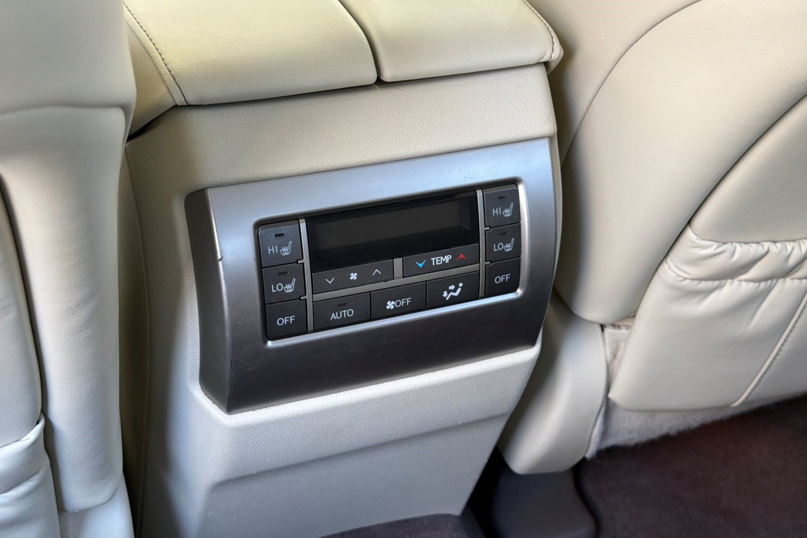Used 2019 Lexus GX 460 Luxury AWD/4WD image 16