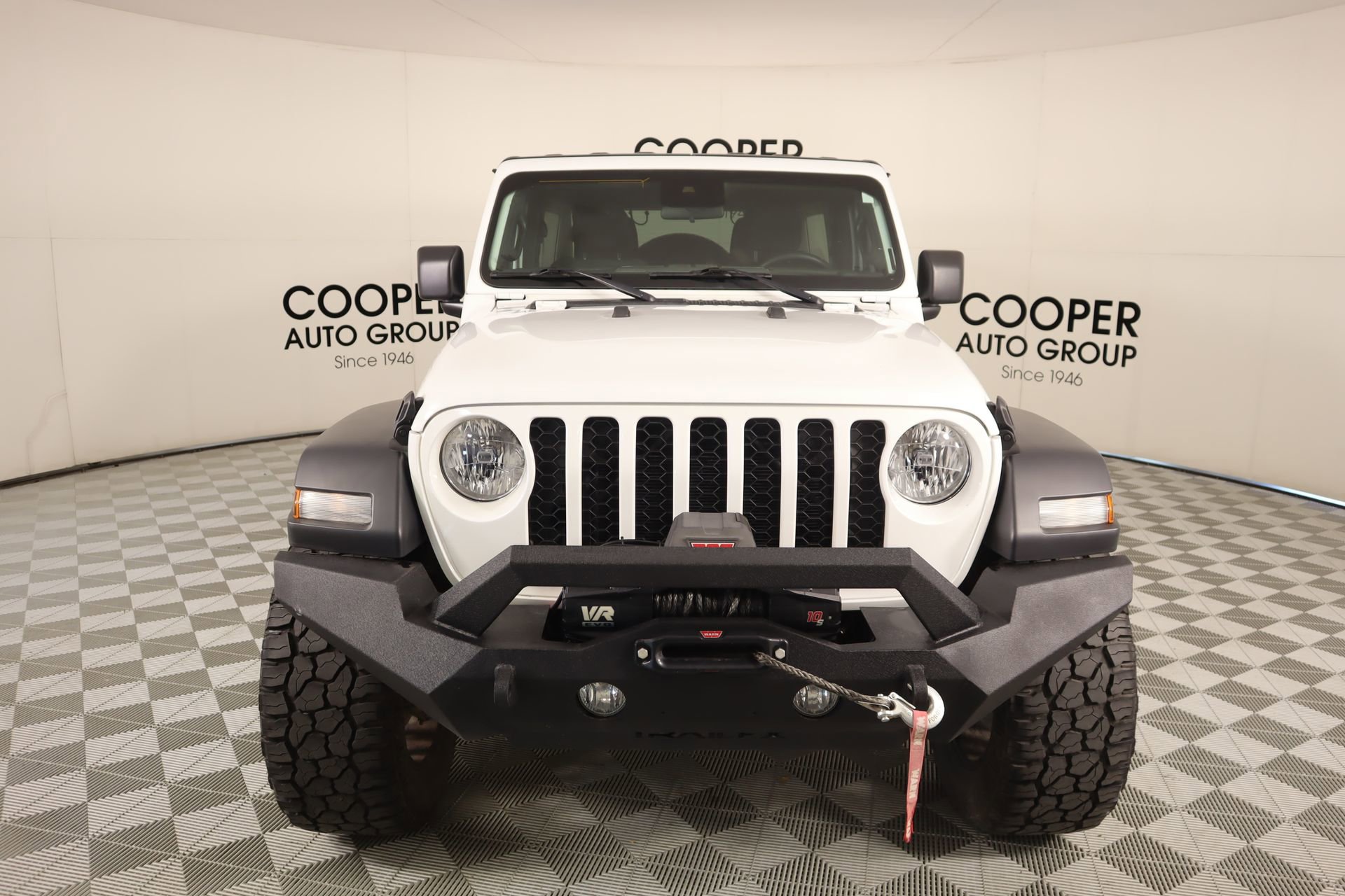 Used 2024 Jeep Wrangler Sport S image 9