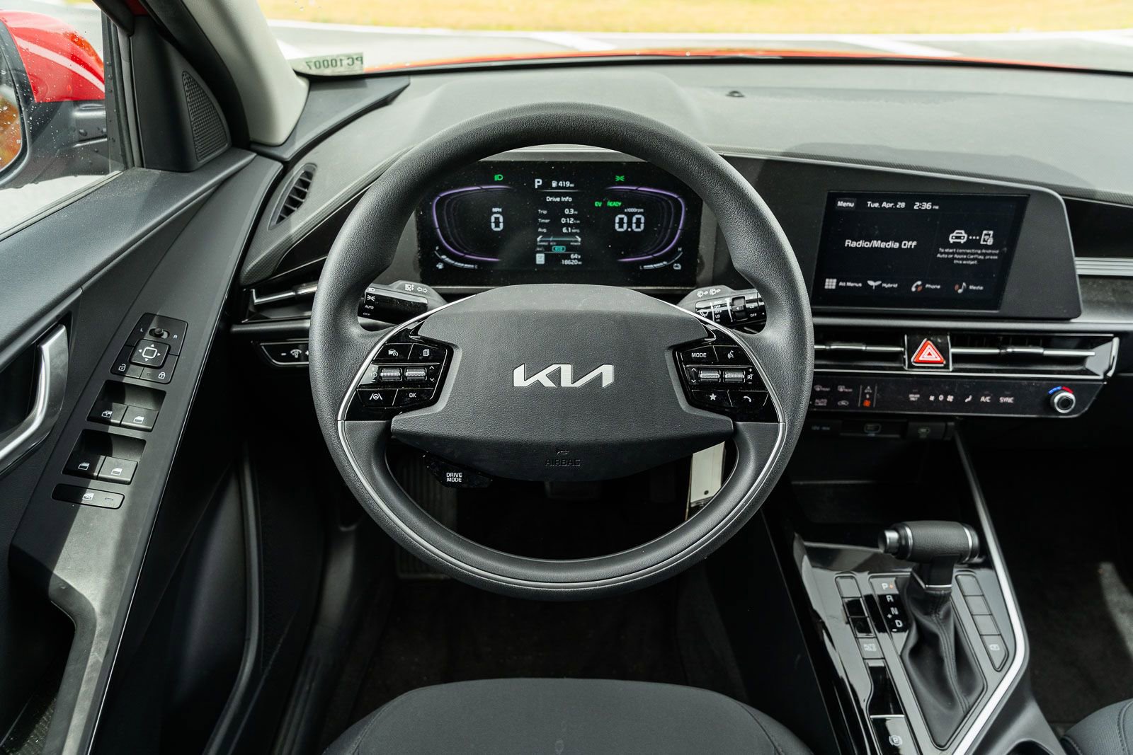 Used 2024 Kia Niro LX FWD image 22