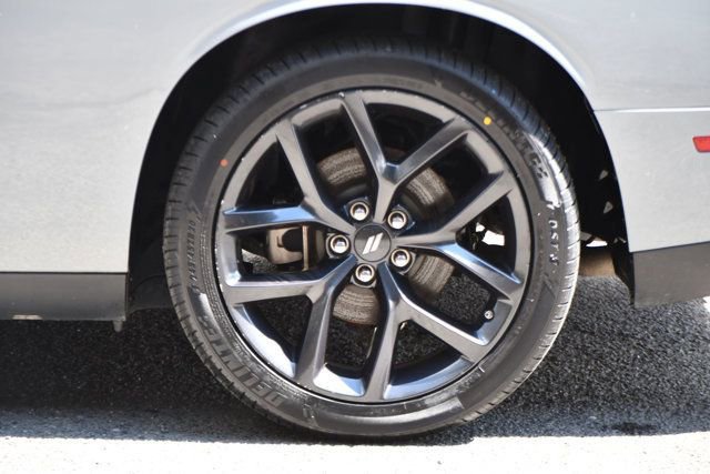 Used 2022 Dodge Challenger SXT w/ Blacktop Package image 5