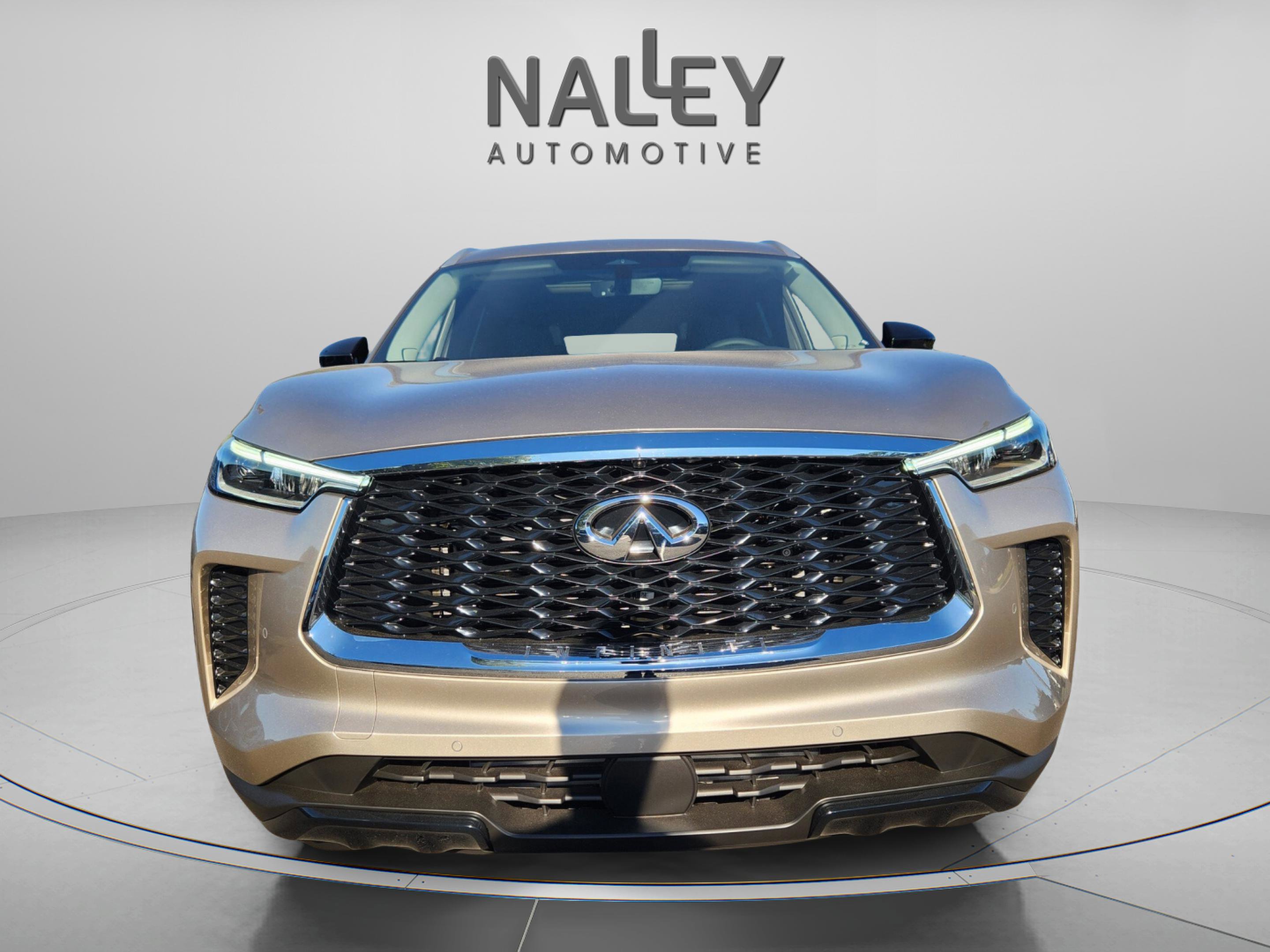 Certified 2025 INFINITI QX60 Luxe image 8