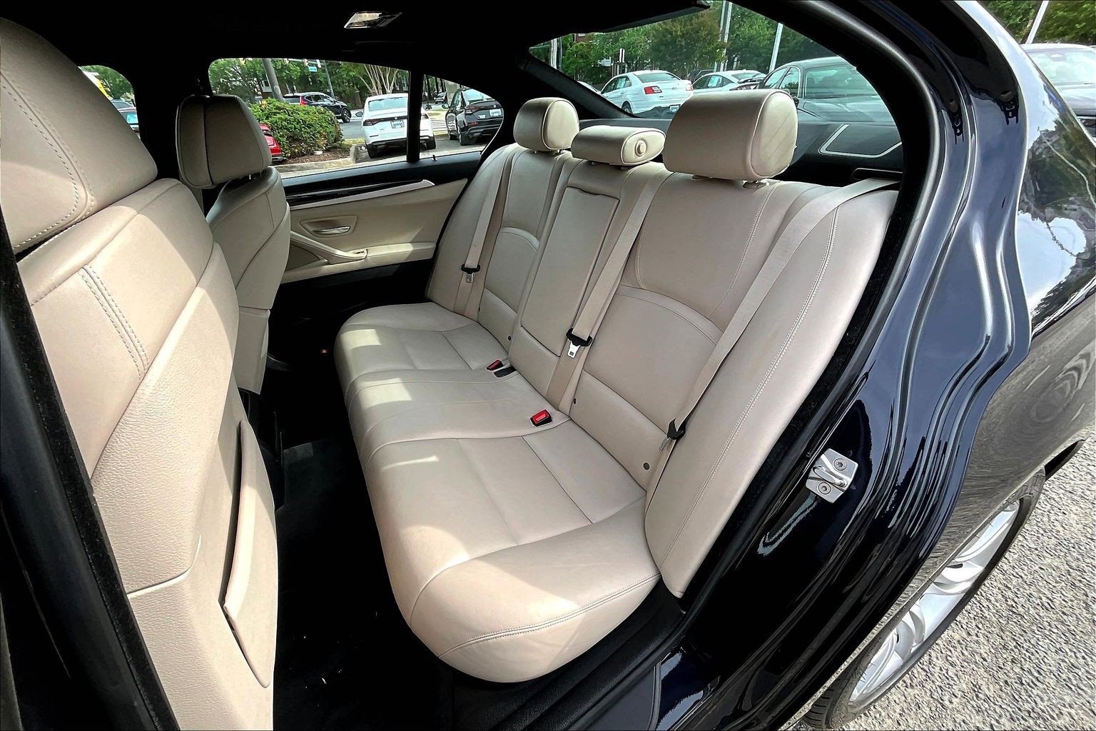 Used 2012 BMW 528i Sedan RWD image 28