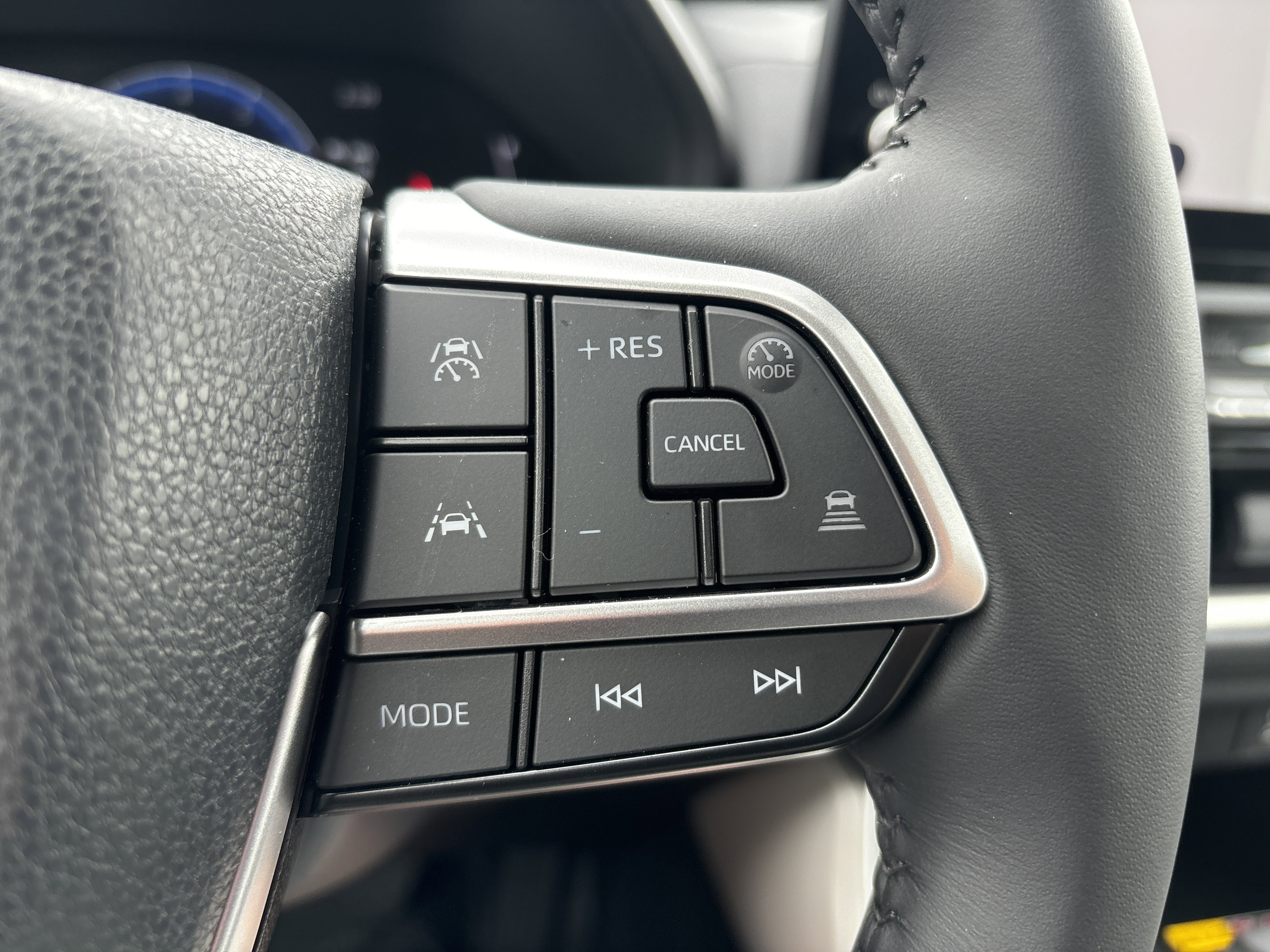 Certified 2025 Toyota Grand Highlander FWD image 21