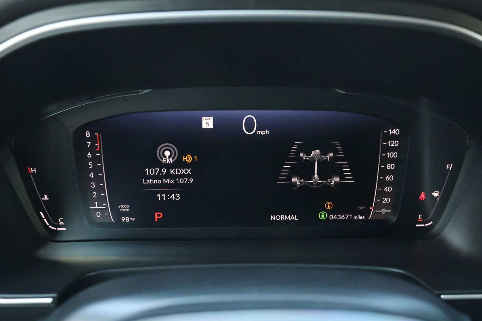 Used 2025 Honda Pilot Black Edition image 19