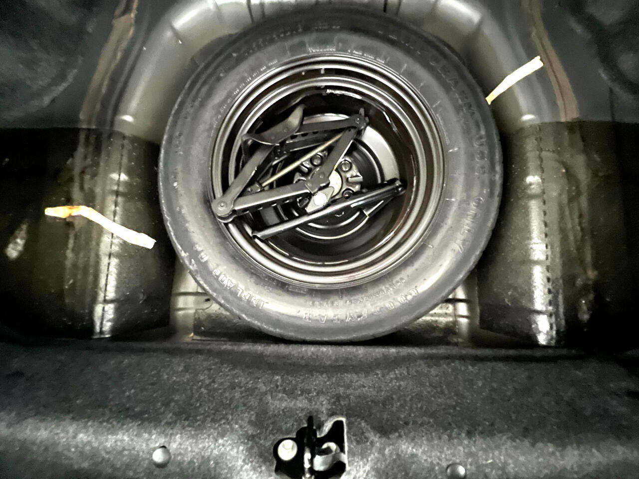 Used 2012 Chrysler 200 Touring image 13