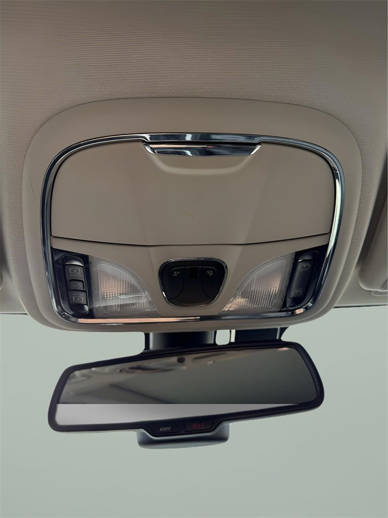 Used 2018 Jeep Cherokee Trailhawk w/ Comfort/Convenience Group image 38