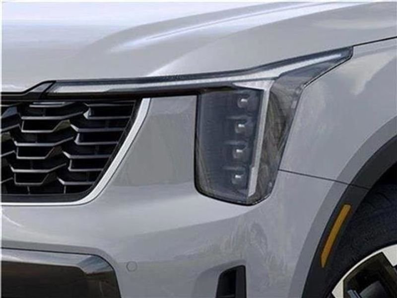New 2025 Kia Sorento S image 37