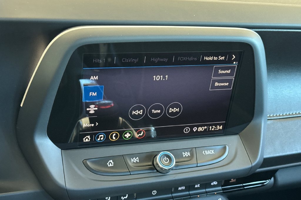 Used 2020 Chevrolet Camaro SS RWD image 20