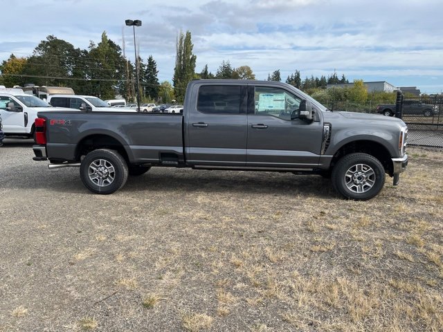 New 2026 Ford F350 Lariat image 3