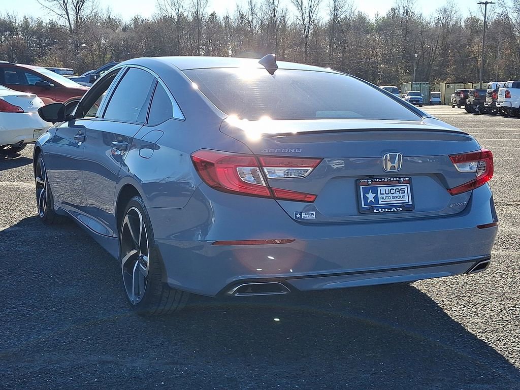 Used 2021 Honda Accord Sport image 9