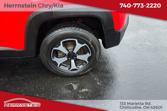 Used 2020 Jeep Renegade Trailhawk w/ Cold Weather Group AWD/4WD image 22