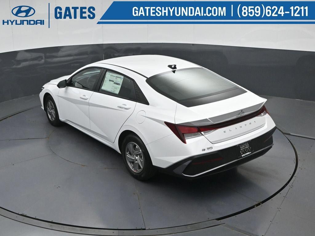 New 2026 Hyundai Elantra SE FWD image 48