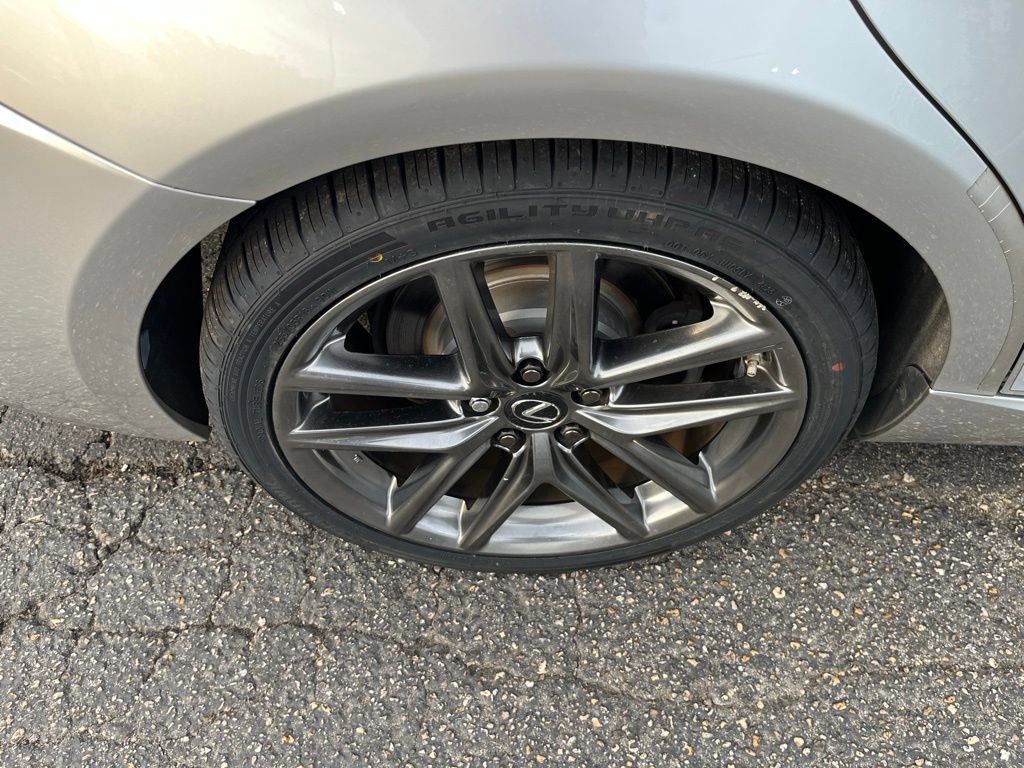 Used 2019 Lexus IS 300 F Sport w/ F Sport Package RWD image 43