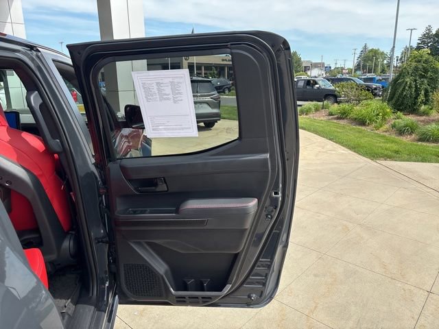 Used 2025 Toyota Tacoma TRD Pro AWD/4WD image 32