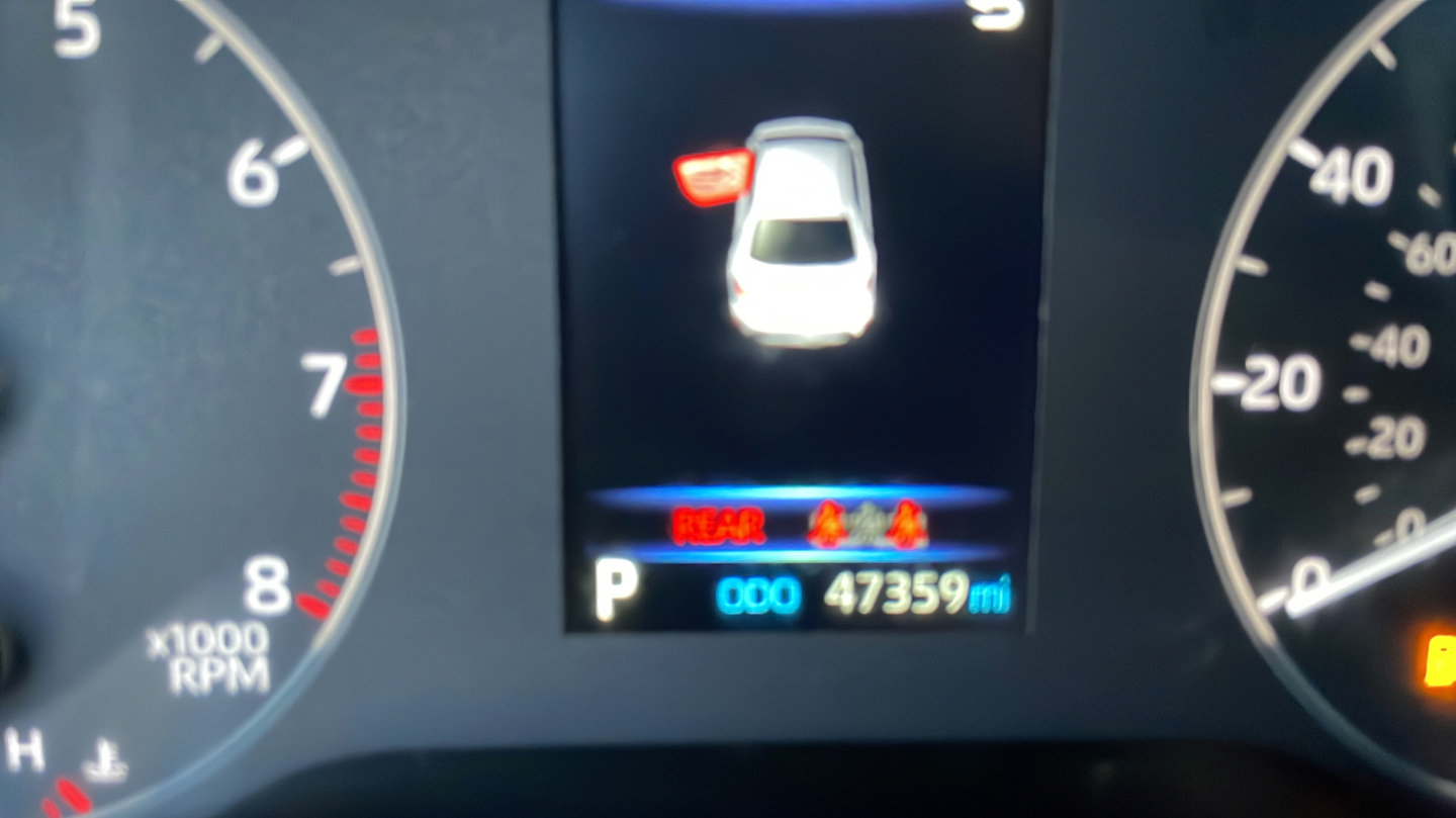 Certified 2025 Toyota Corolla LE FWD image 23