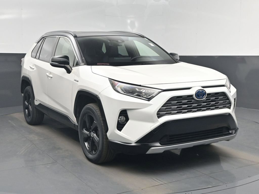 Used 2019 Toyota RAV4 XSE w/ XSE Weather Package image 21