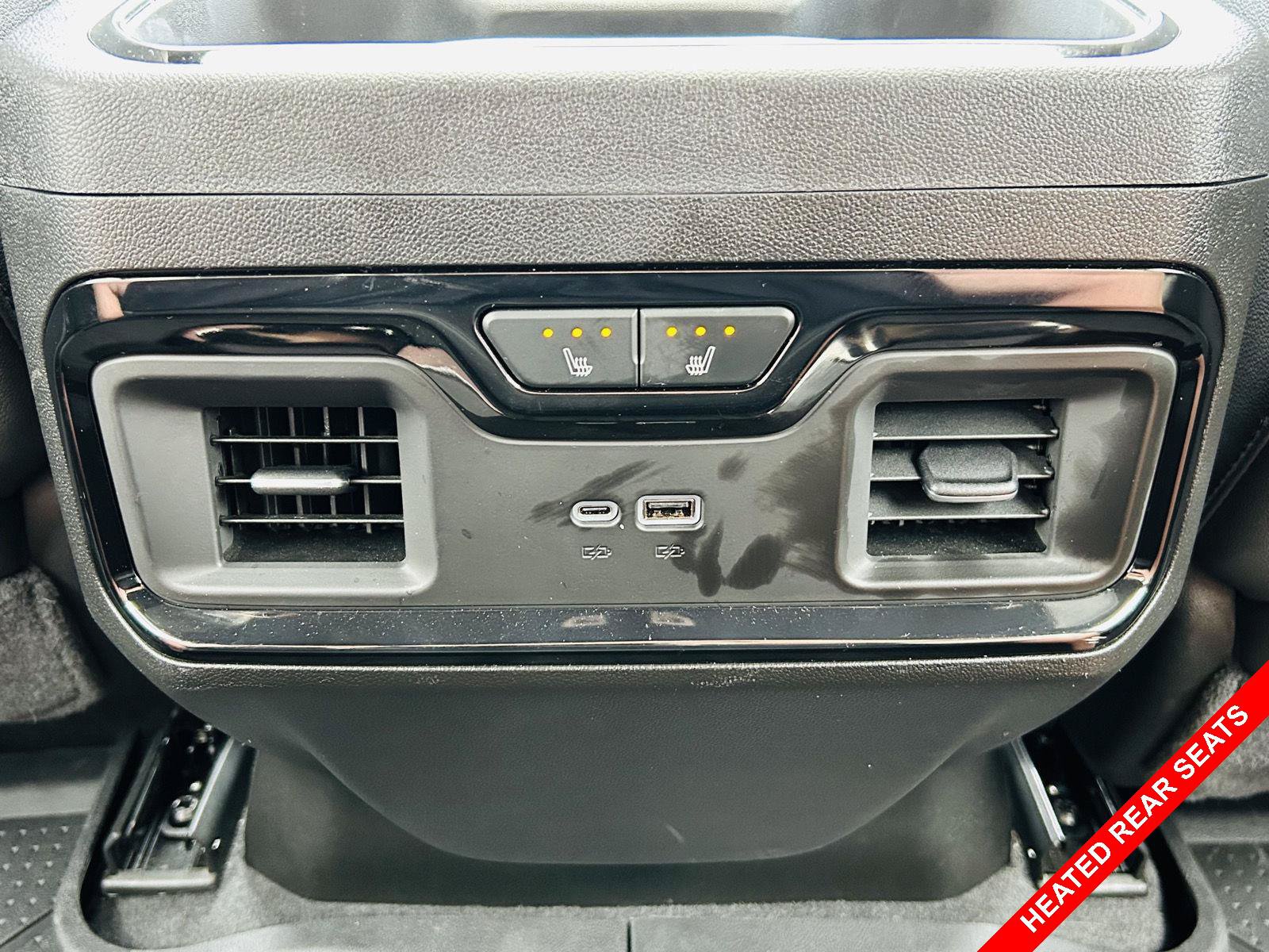 Used 2025 Chevrolet Silverado 2500 ZR2 w/ Technology Package AWD/4WD image 9