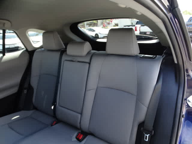 Certified 2023 Toyota Venza LE AWD/4WD image 19