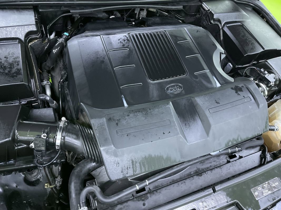 Used 2013 Land Rover LR4 HSE image 30