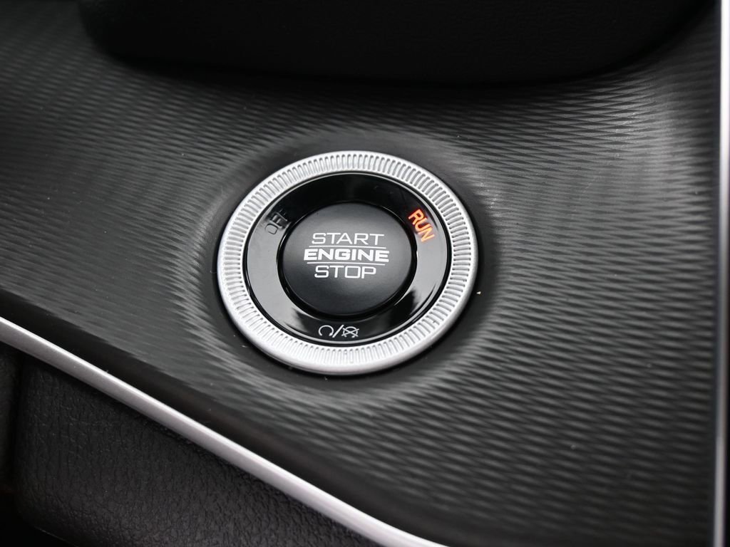 New 2026 Jeep Grand Cherokee Laredo RWD image 25