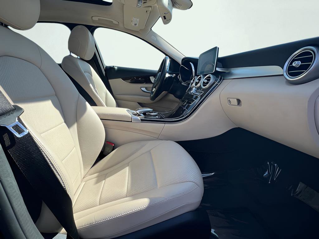 Used 2018 Mercedes-Benz C 300 4MATIC Sedan image 27