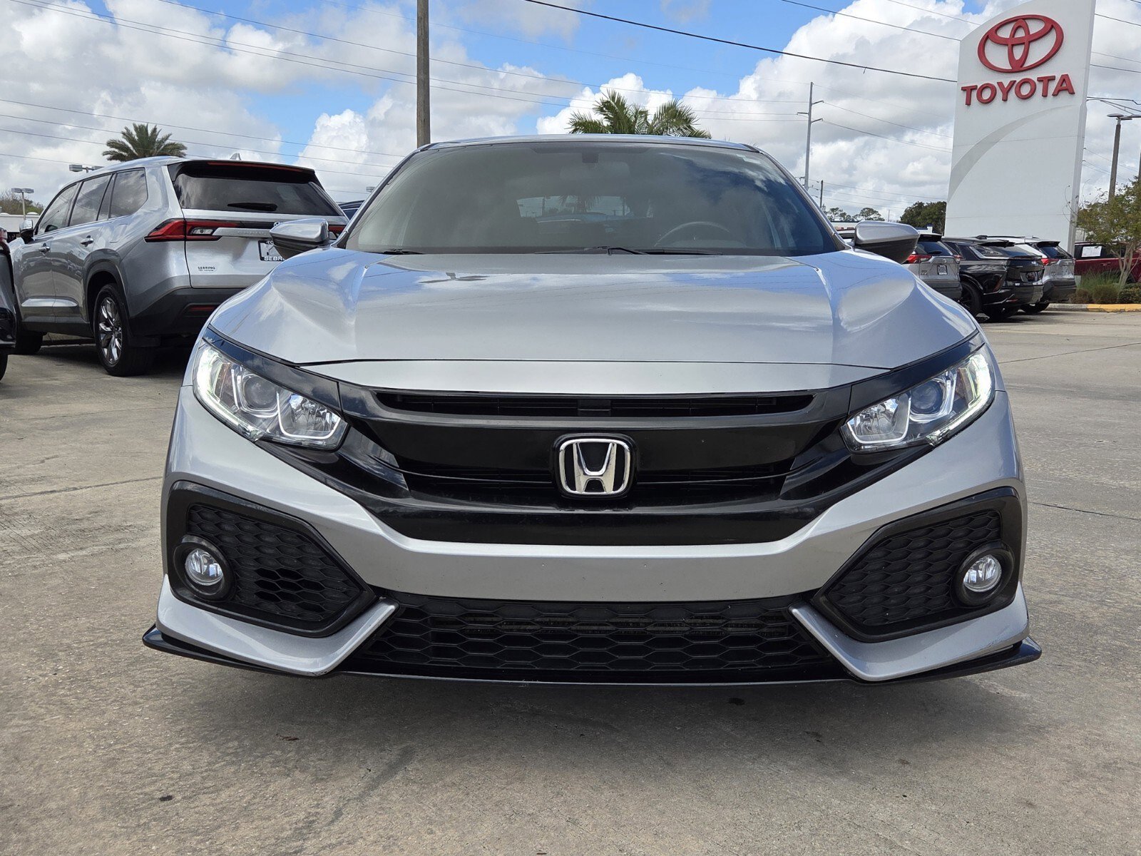 Used 2018 Honda Civic Sport image 2