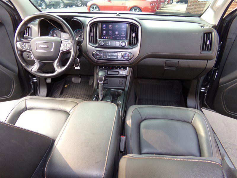 Used 2022 GMC Canyon AT4 image 18