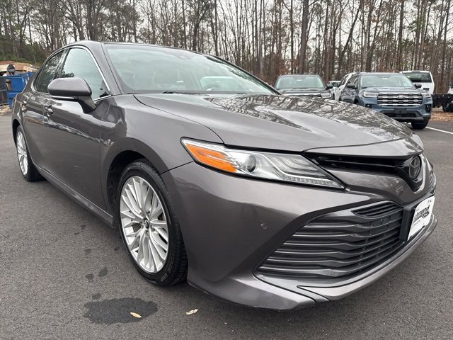 Used 2018 Toyota Camry XLE image 7