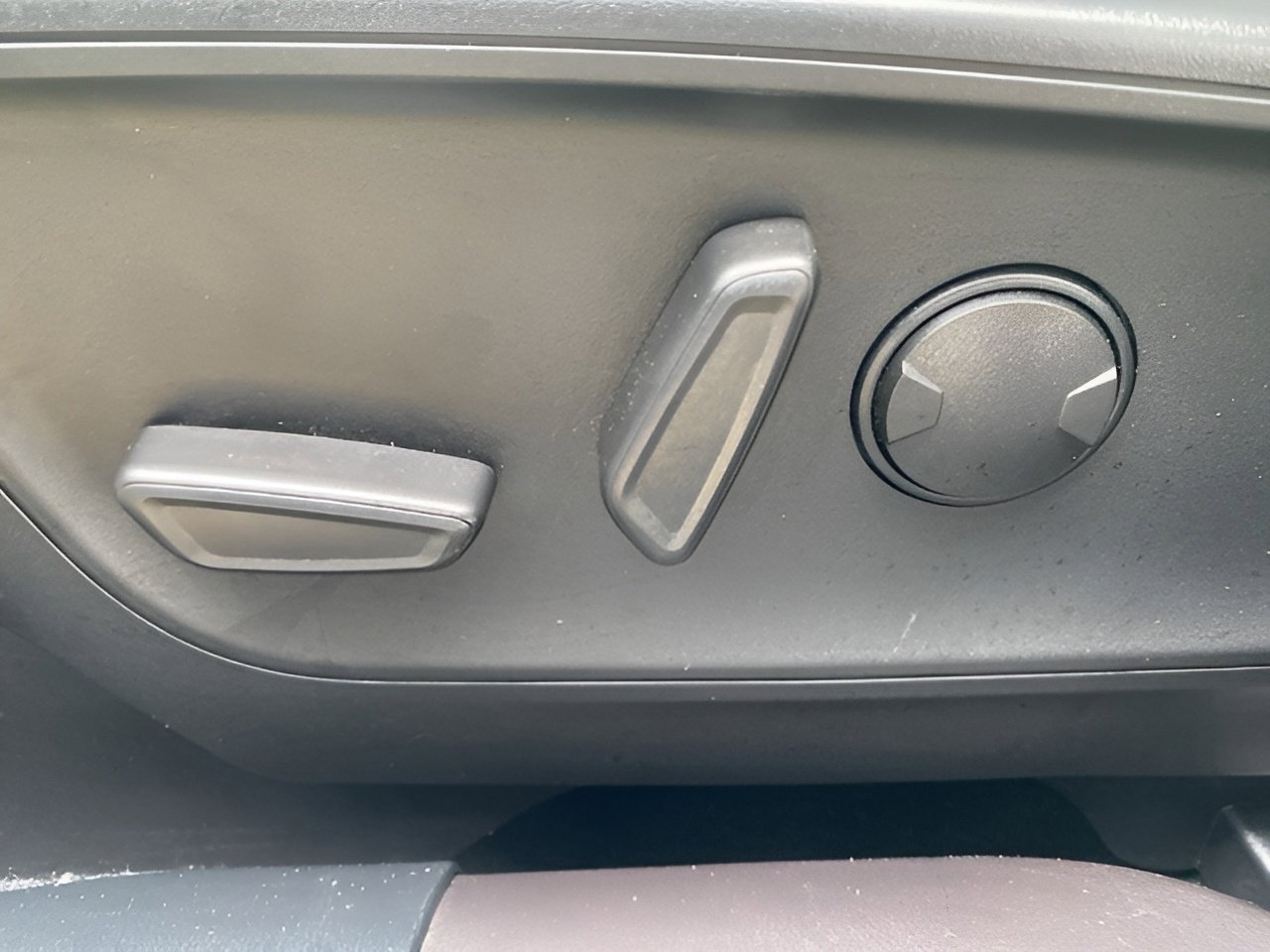 Certified 2023 Ford Escape Active w/ Tech Pack #2 image 9