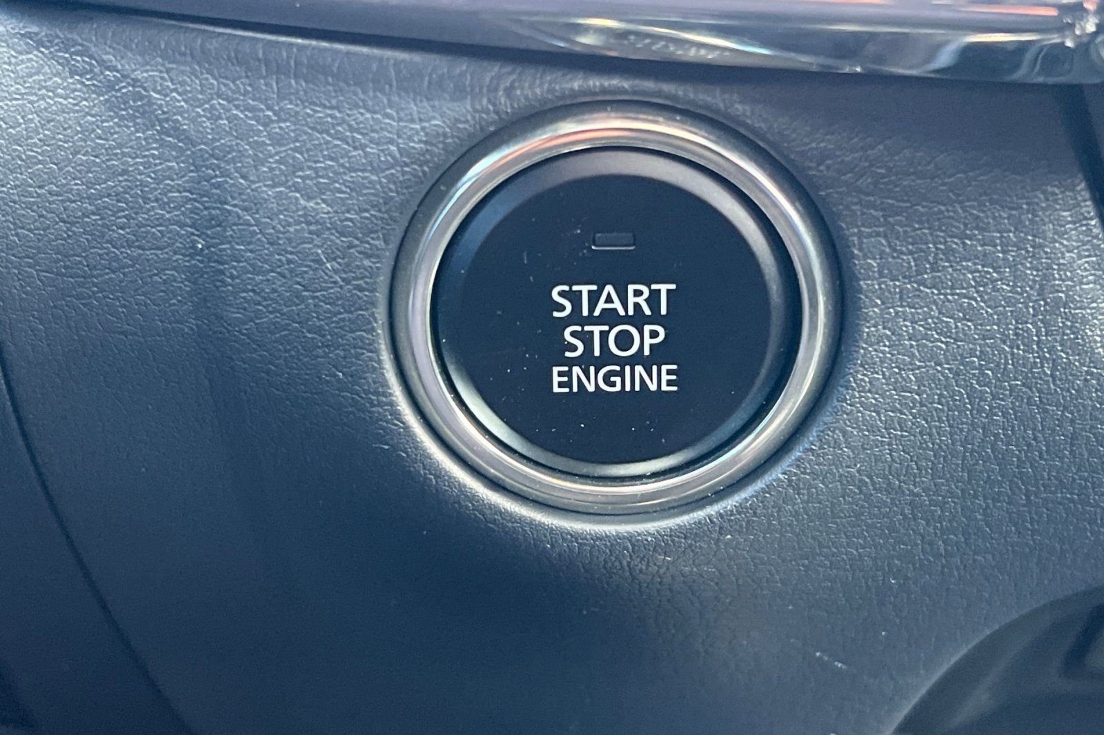 Certified 2025 MAZDA CX-30 2.5 Turbo w/ Premium Package image 21