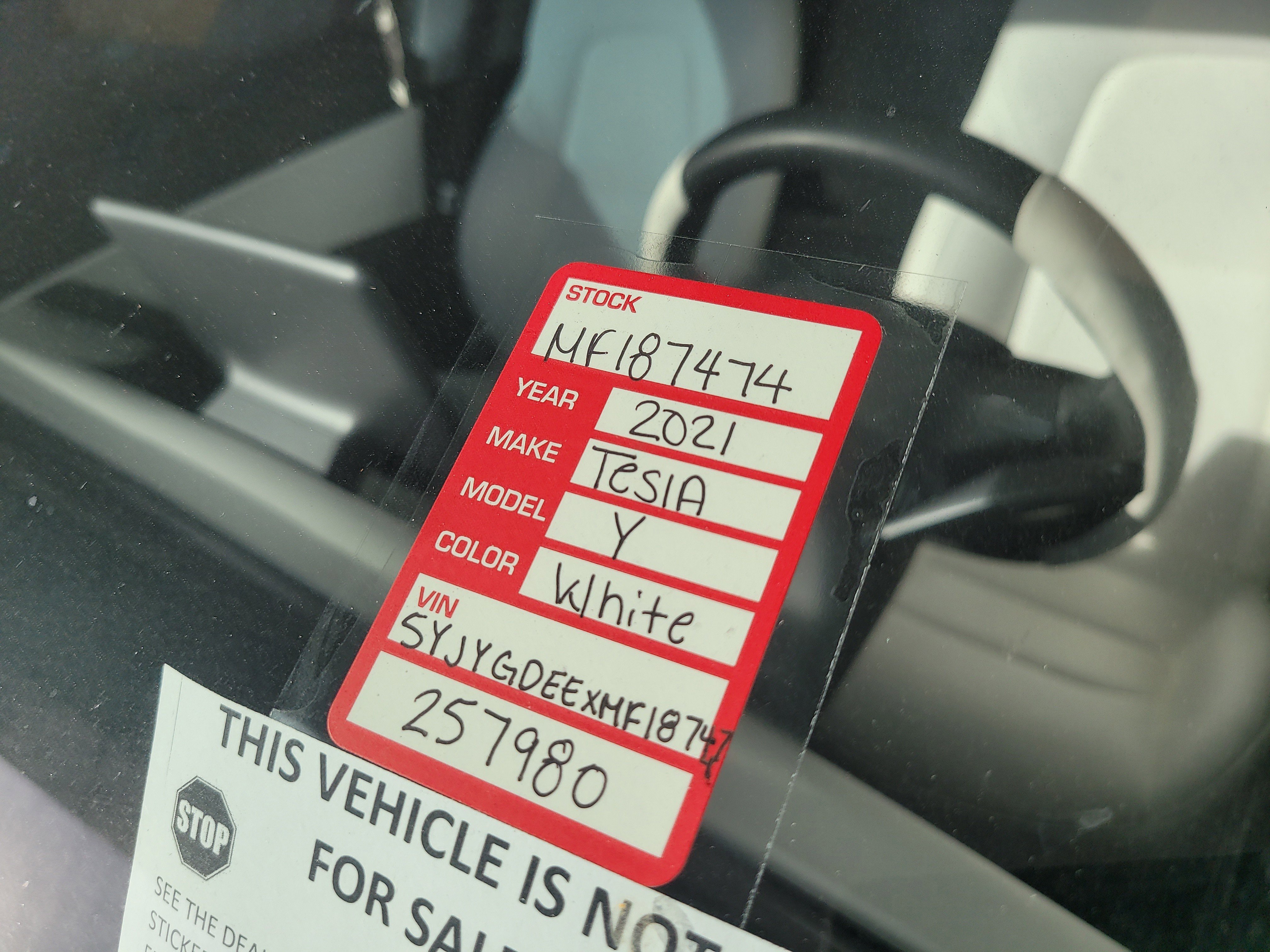 Used 2021 Tesla Model Y Long Range image 10