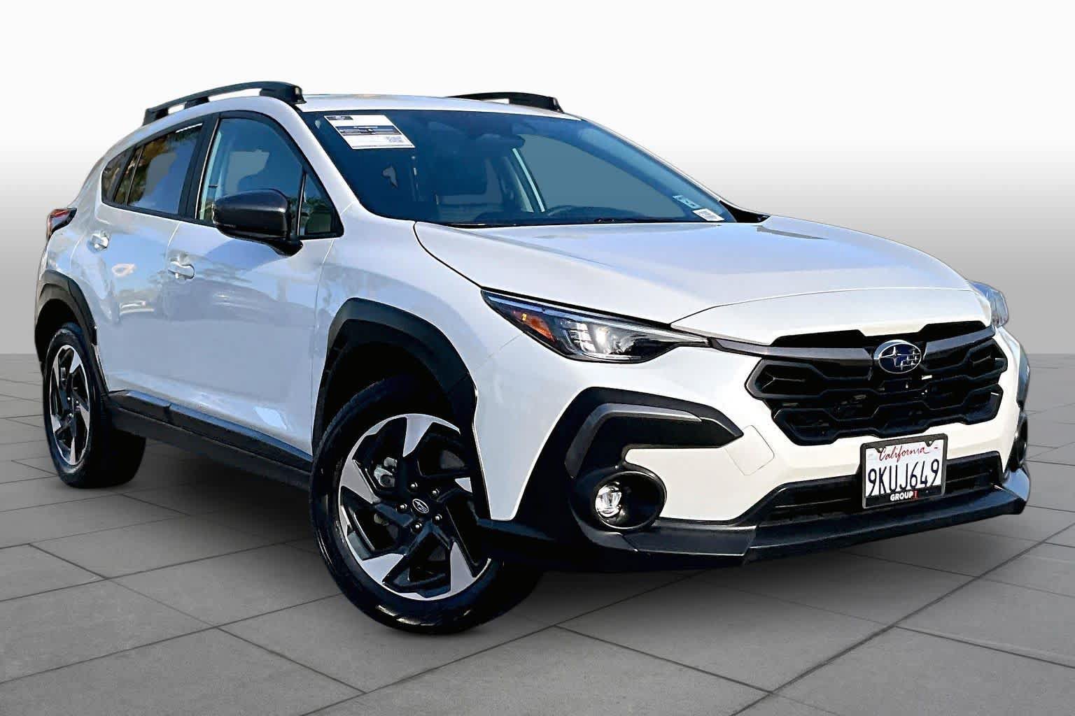 Used 2024 Subaru Crosstrek 2.5i Limited w/ Crosstrek Mirror Package AWD/4WD image 2