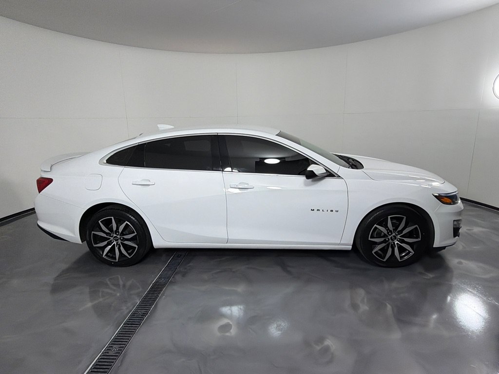 Used 2023 Chevrolet Malibu RS FWD image 4