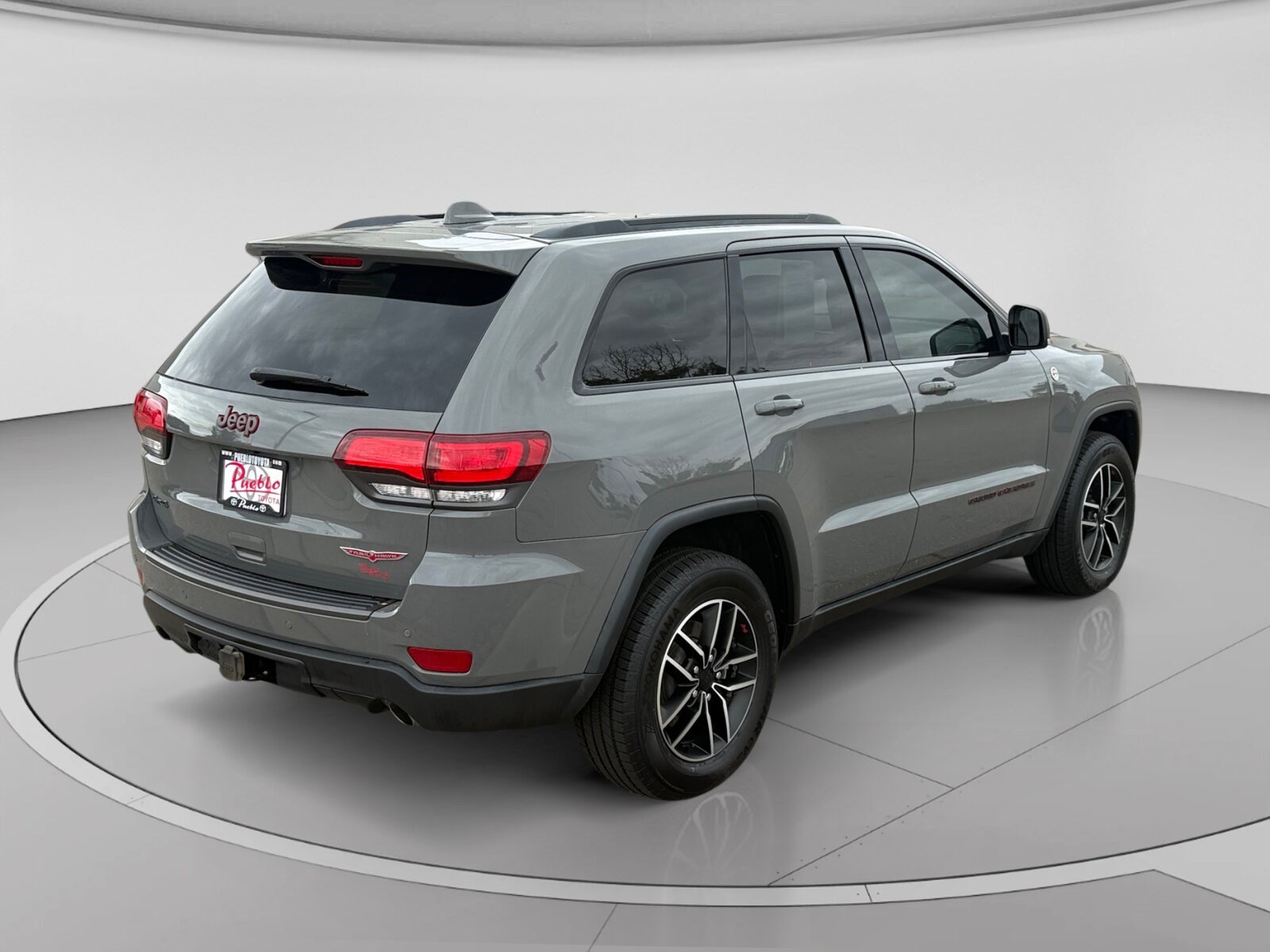 Used 2021 Jeep Grand Cherokee Trailhawk AWD/4WD image 5