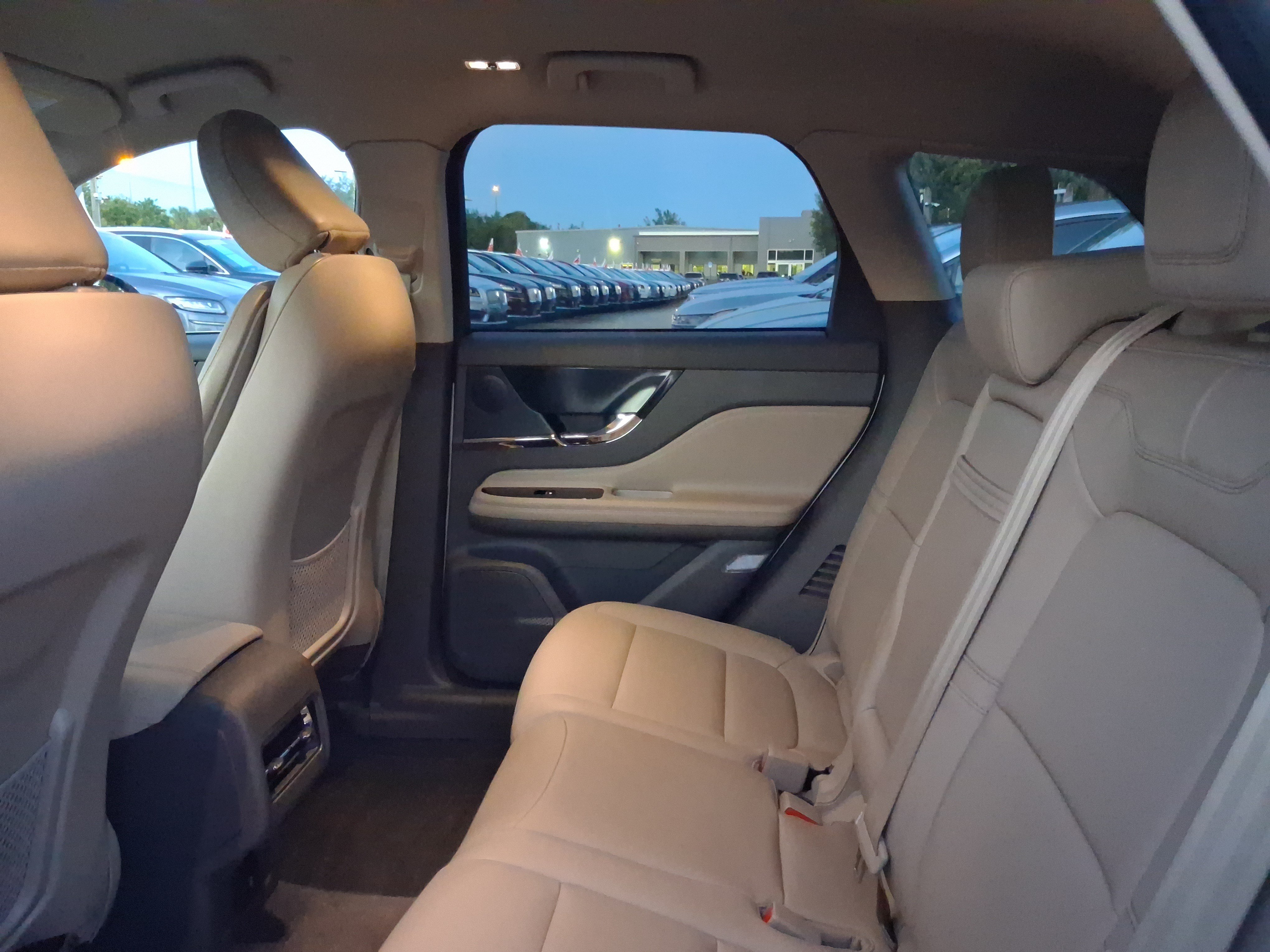 Certified 2024 Lincoln Corsair FWD image 6