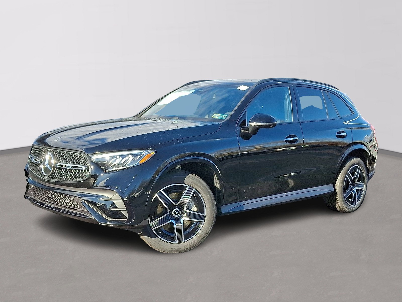 Used 2026 Mercedes-Benz GLC 300 4MATIC image 1