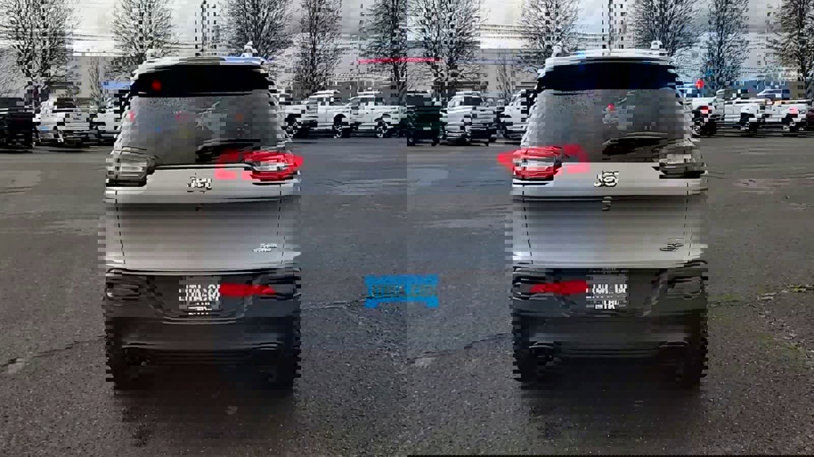 Used 2016 Jeep Cherokee Latitude image 7