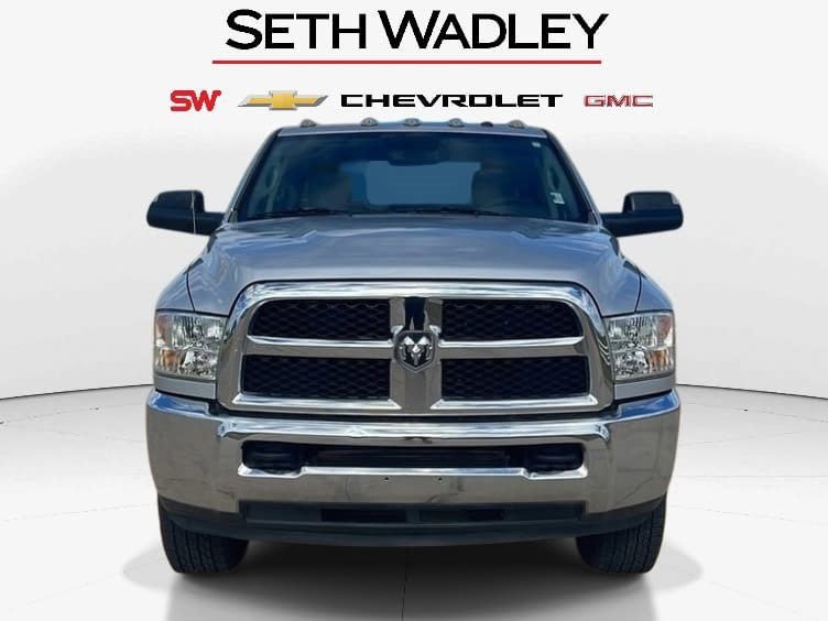 Used 2016 RAM 2500 Tradesman w/ Chrome Appearance Group image 2