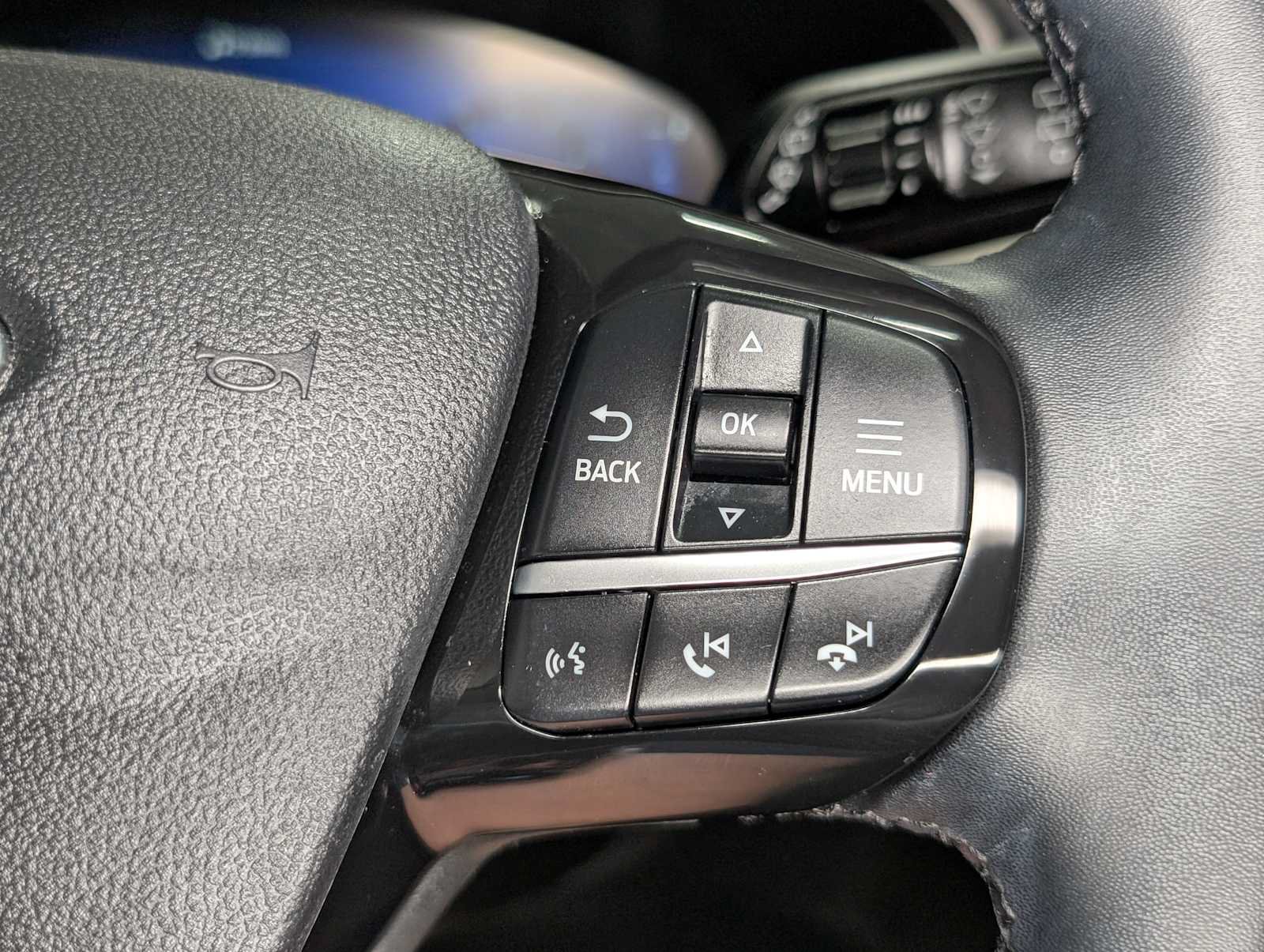 Used 2022 Ford Escape SEL w/ Technology Package AWD/4WD image 33