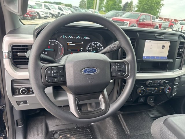 New 2025 Ford F350 XL image 31