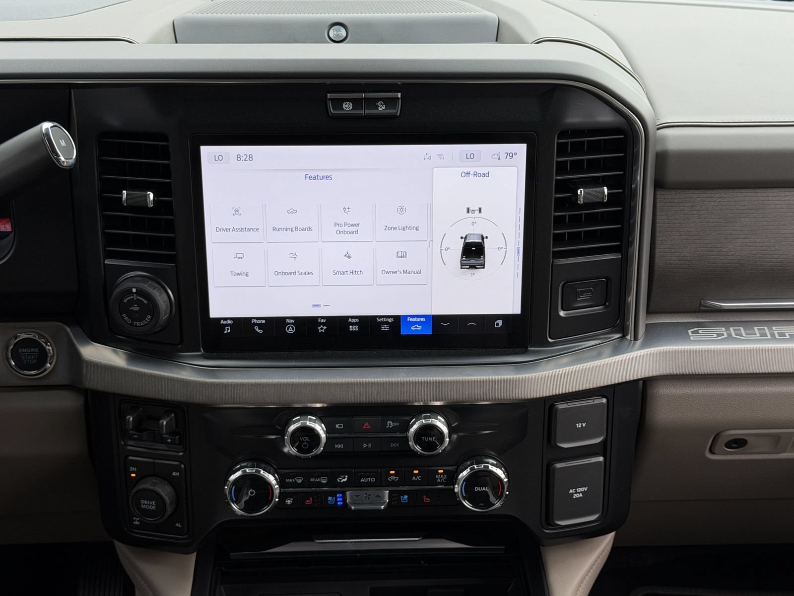 New 2026 Ford F350 Platinum w/ Platinum Plus Package AWD/4WD image 17