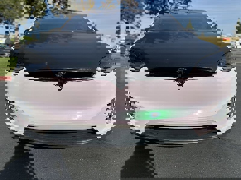 Used 2016 Tesla Model X 90D image 3