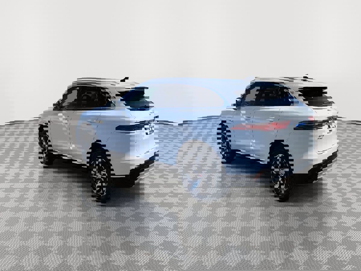Used 2022 Jaguar F-PACE S image 5