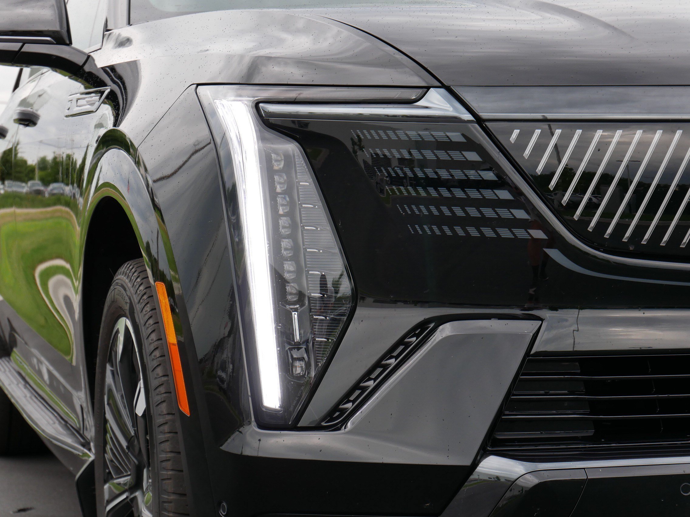 Certified 2025 Cadillac Escalade IQ Sport 1 w/ Smart Trailering package AWD/4WD image 15