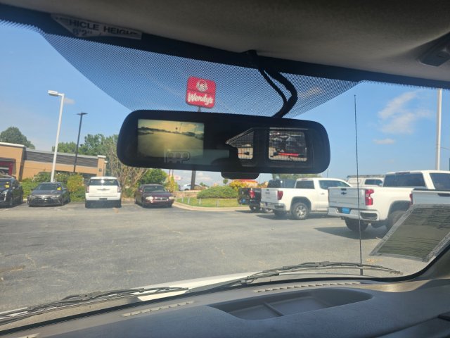 Used 2018 Chevrolet Express 2500 w/ Driver Convenience Package RWD image 18