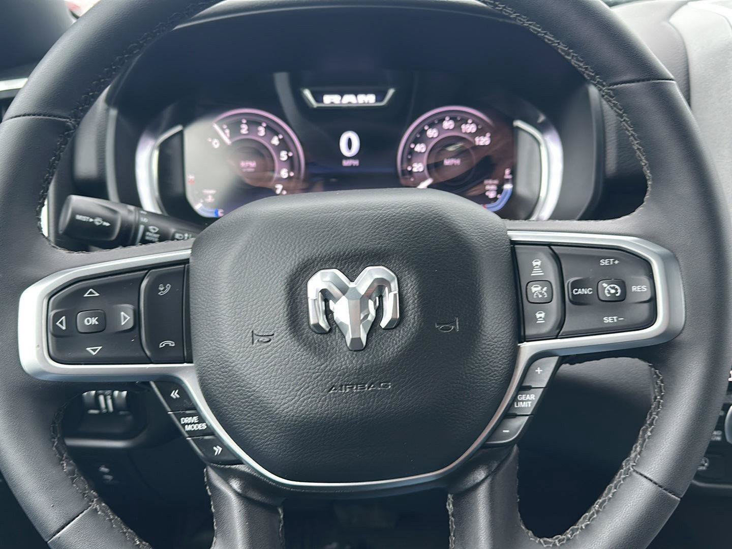 Used 2025 RAM 1500 Big Horn AWD/4WD image 14