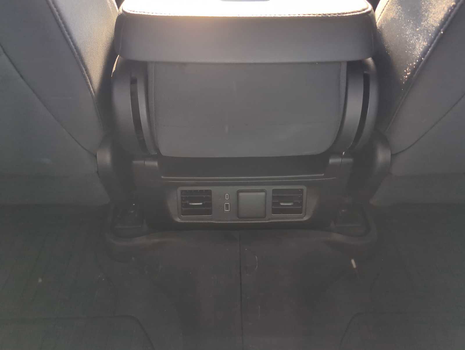 Used 2024 GMC Sierra 2500 SLE w/ SLE Value Package; image 21