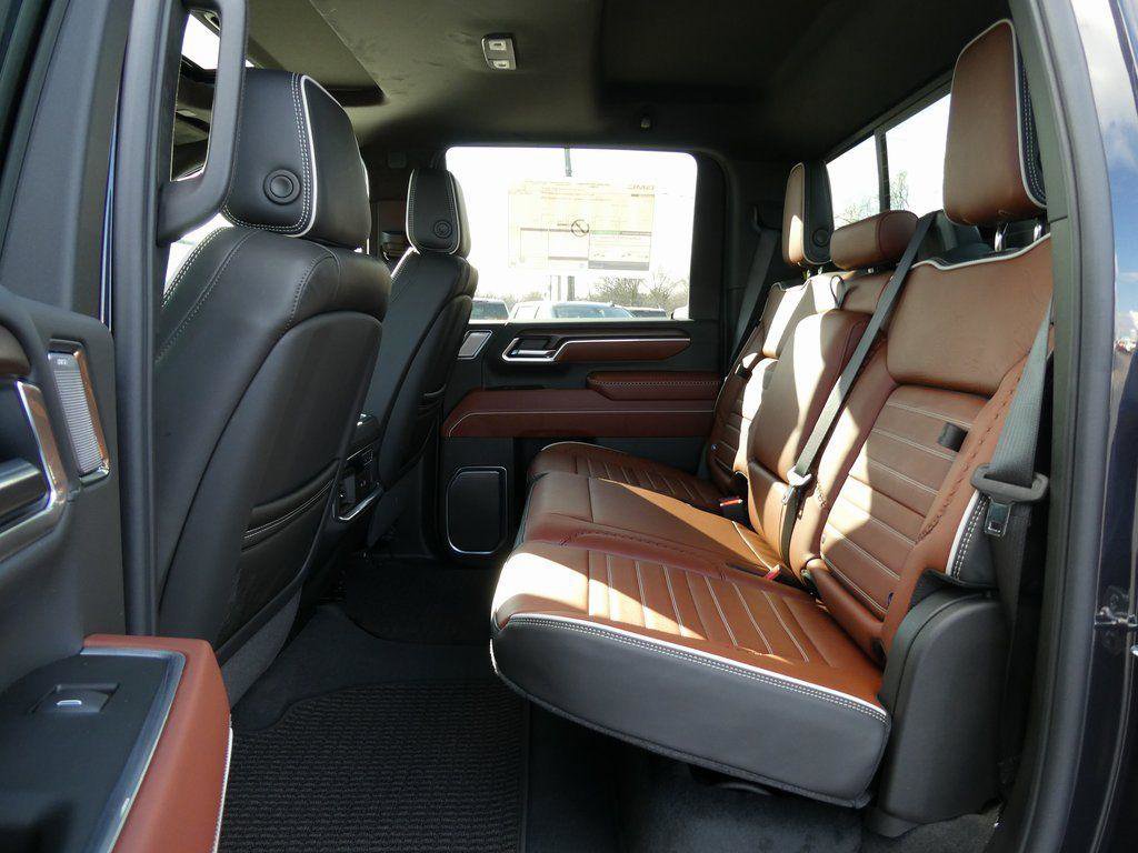 New 2026 GMC Sierra 2500 Denali Ultimate w/ Max Trailering Package image 18